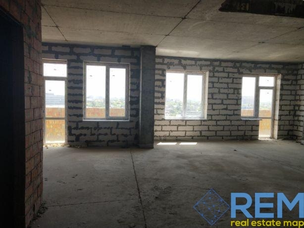 продажа трехкомнатной квартиры номер A-173402 в Приморском районе, фото номер 5